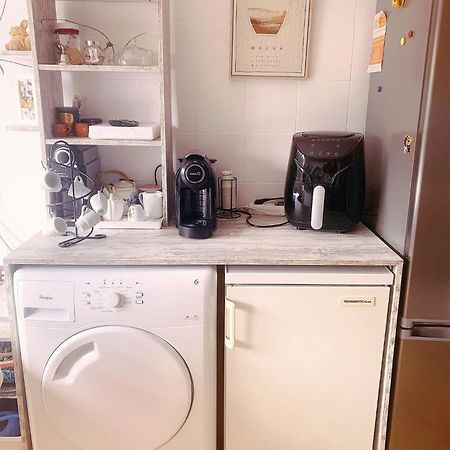 Apartamento Com Boa Luz E Localizacao Em Lisboa. Apartment Екстериор снимка
