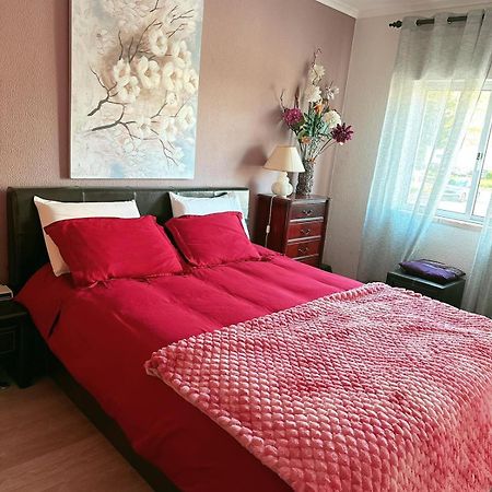 Apartamento Com Boa Luz E Localizacao Em Lisboa. Apartment Екстериор снимка